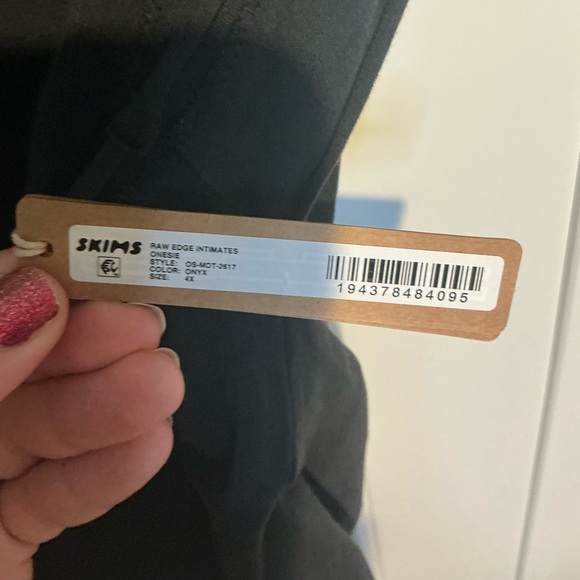 SKIMS Raw Edge Intimates Onesie Bodysuit Black Onyx 4X - Picture 2 of 6